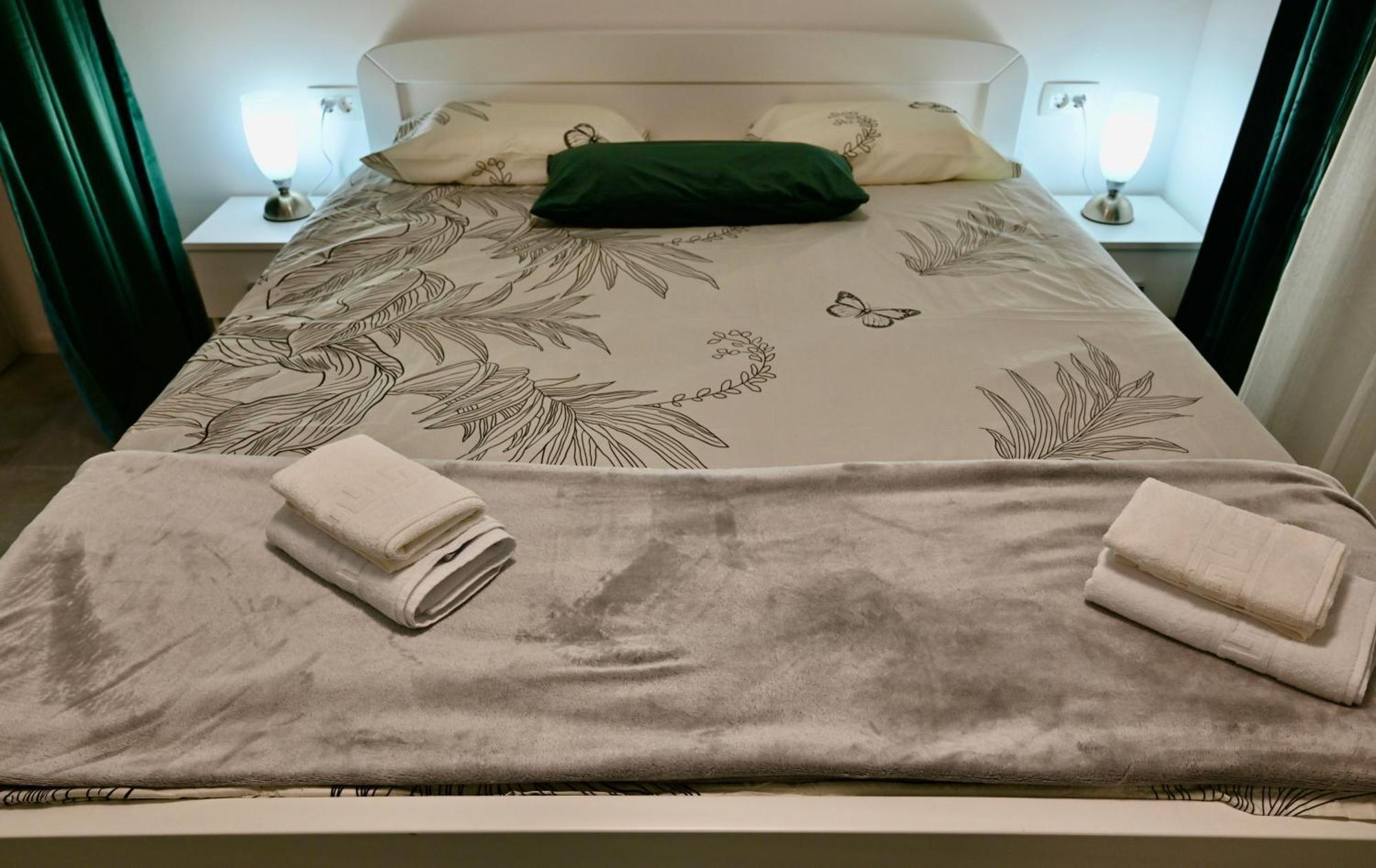 Studio Apartman Una -Self Check In,Free Parking Karlovac Bagian luar foto